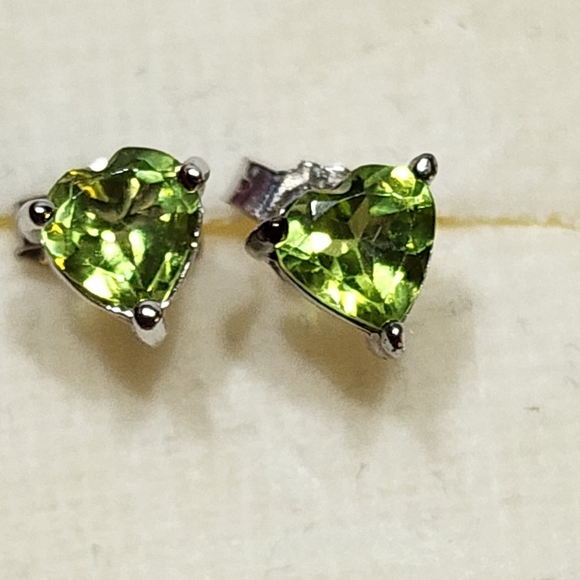 Sterling Silver Heart Shape Peridot Stud Earrings - Picture 3 of 3